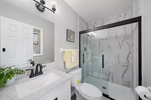 9911 Johnson Cir, Bloomington, MN 55437 - Photo 23