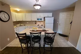 871 37th Ave NW, Rochester, MN 55901 - Photo 3