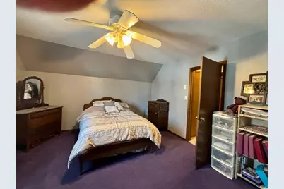 622 Saint Paul Avenue S, Thief River Falls, MN 56701 - Photo 25