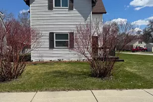 622 St Paul Ave S, Thief River Falls, MN 56701 - Photo 1