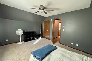 622 St Paul Ave S, Thief River Falls, MN 56701 - Photo 33