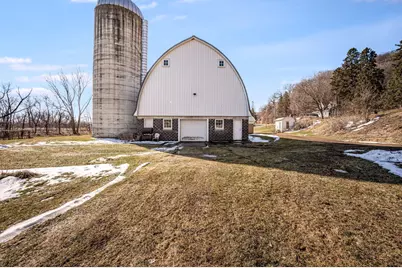 48050 Old River Bluff Road, Saint Peter, MN 56082 - Photo 5