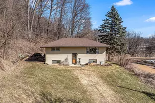 48050 Old River Bluff Rd, Saint Peter, MN 56082 - Photo 49