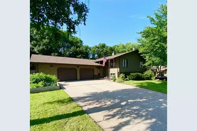 110 11th Street N, Sauk Rapids, MN 56379 - Photo 1