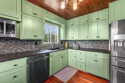 1002 Terrace Lane, South Saint Paul, MN 55075 - Photo 9