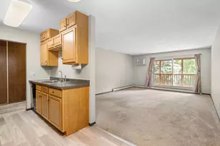 2011 E 122nd St, Burnsville, MN 55337 - Photo 5