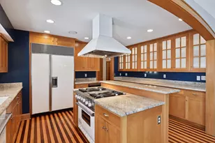 5207 Doncaster Way, Edina, MN 55436 - Photo 7