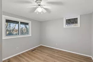 10470 Colorado Cir, Bloomington, MN 55438 - Photo 19