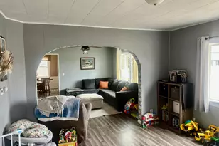 739 E 1st St, Litchfield, MN 55355 - Photo 17