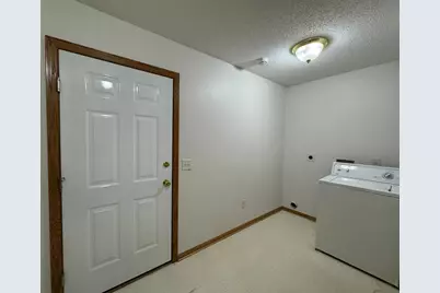 814B Southview Court W, Marshall, MN 56258 - Photo 15