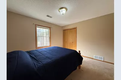 814B Southview Court W, Marshall, MN 56258 - Photo 9