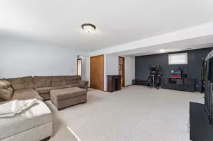 1663 9th Ave SE, Rochester, MN 55904 - Photo 17