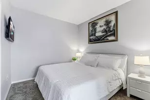 8151 33rd Ave S, Bloomington, MN 55425 - Photo 11