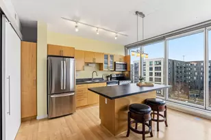 8151 33rd Ave S, Bloomington, MN 55425 - Photo 7