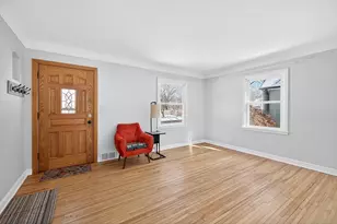 2538 4th Ave E, North Saint Paul, MN 55109 - Photo 5