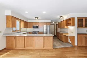 1808 Estate Ln, Northfield, MN 55057 - Photo 15