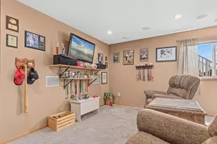 8649 Independence Dr, Chisago City, MN 55013 - Photo 21