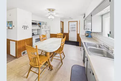 900 4th Street, Holdingford, MN 56340 - Photo 7