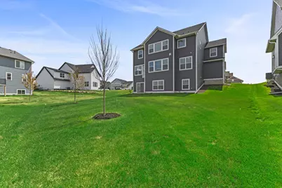 10122 Shadyview Lane N, Maple Grove, MN 55311 - Photo 7