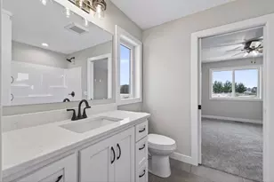 38639 Hawthorne Ave, North Branch, MN 55056 - Photo 17