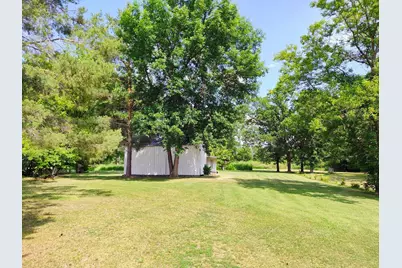 704 Martha Avenue N, Thief River Falls, MN 56701 - Photo 17