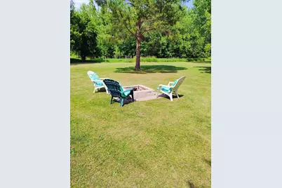 704 Martha Avenue N, Thief River Falls, MN 56701 - Photo 3