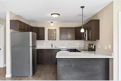 84 Curtice Street E, Saint Paul, MN 55107 - Photo 3