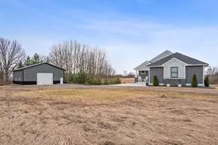 2575 Jade St, Mora, MN 55051 - Photo 3