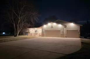 1768 245th St, Saint Augusta, MN 56301 - Photo 3