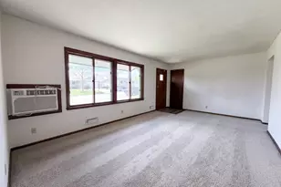 8183 Henslowe Ave S, Cottage Grove, MN 55016 - Photo 9