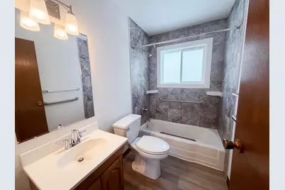 8183 Henslowe Avenue S, Cottage Grove, MN 55016 - Photo 11