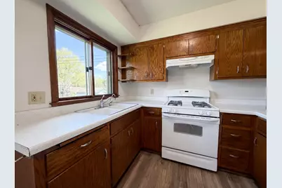 8183 Henslowe Avenue S, Cottage Grove, MN 55016 - Photo 7