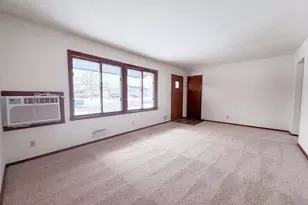 8183 Henslowe Ave S, Cottage Grove, MN 55016 - Photo 9