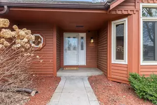14579 Joppa Ave S, Savage, MN 55378 - Photo 3