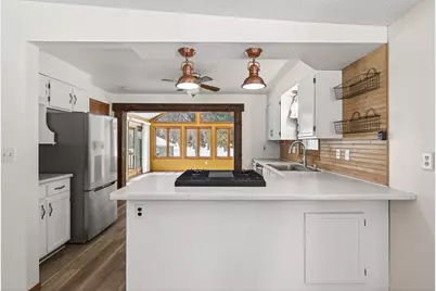 1612 Goodview Avenue N, Oakdale, MN 55128 - Photo 9