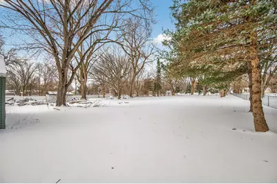 1612 Goodview Avenue N, Oakdale, MN 55128 - Photo 23