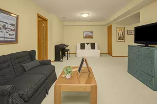 8944 St Croix Rd, Woodbury, MN 55125 - Photo 37