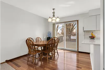 2427 Henslow Avenue N, Oakdale, MN 55128 - Photo 7