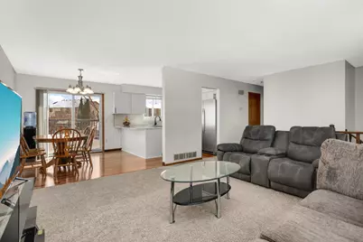 2427 Henslow Avenue N, Oakdale, MN 55128 - Photo 3