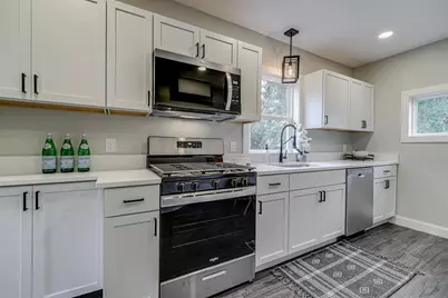 4111 Thomas Avenue N, Minneapolis, MN 55412 - Photo 13