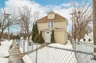 635 Canton St, Saint Paul, MN 55102 - Photo 1