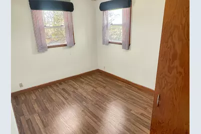 506 E 2nd Street N, Truman, MN 56088 - Photo 15