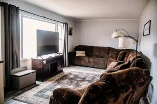 475 W 1st St, Rush City, MN 55069 - Photo 9