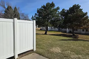 7462 Hinton Park Ave S, Cottage Grove, MN 55016 - Photo 3