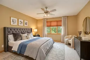 10106 Chestnut Cir N, Brooklyn Park, MN 55443 - Photo 9