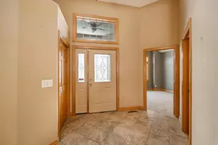 10106 Chestnut Cir N, Brooklyn Park, MN 55443 - Photo 13