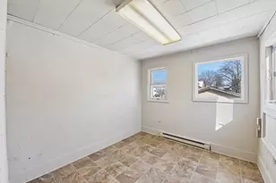 1237 5th St E, Saint Paul, MN 55106 - Photo 17