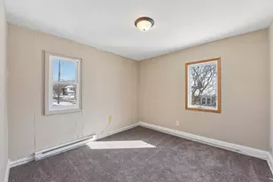 1237 5th St E, Saint Paul, MN 55106 - Photo 15