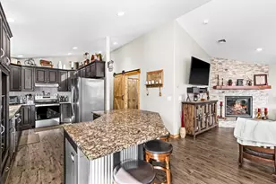 2238 Co Rd 1, Wrenshall, MN 55797 - Photo 5