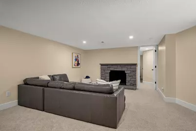 1764 Bohland Avenue, Saint Paul, MN 55116 - Photo 31